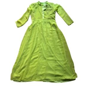 Late 1960sEarly 70s Lime Green Raised Embroidered Stitching on Gown w/Hook & Eye